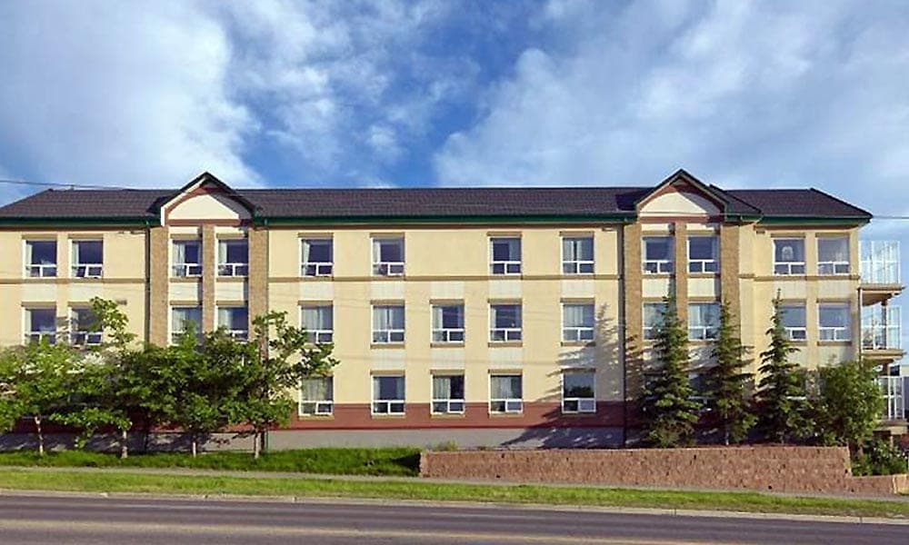 SeniorHome.ca - Southwood Care Centre