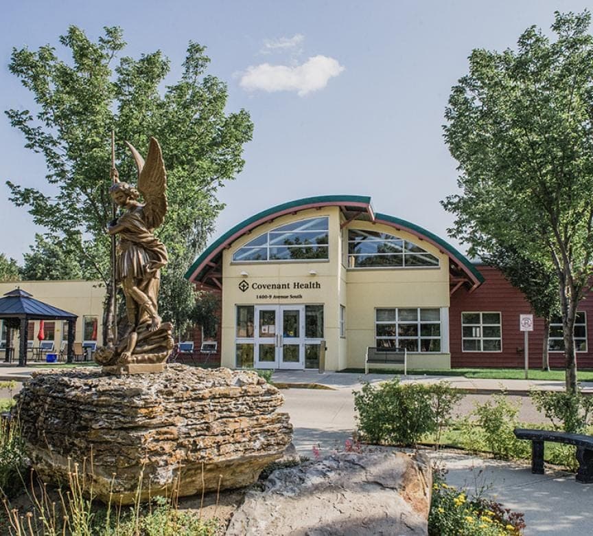SeniorHome.ca - St. Michael'S Health Centre (Covenant Health)