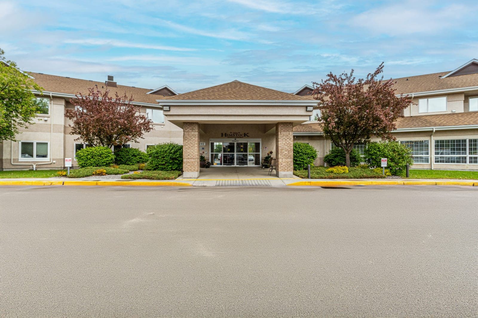 SeniorHome.ca - Dr. James W. Hemstock Assisted Living Residence