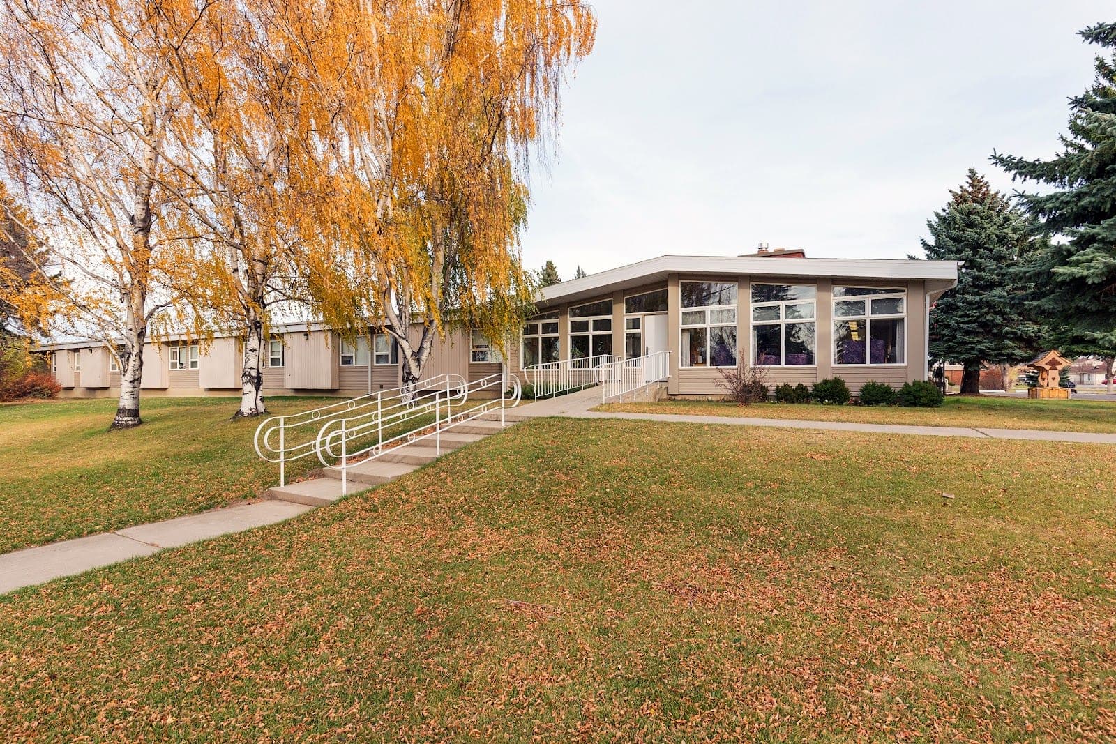 Golden Acres Lodge (photo: Green Acres Foundation - Golden Acres Lodge, via Google)