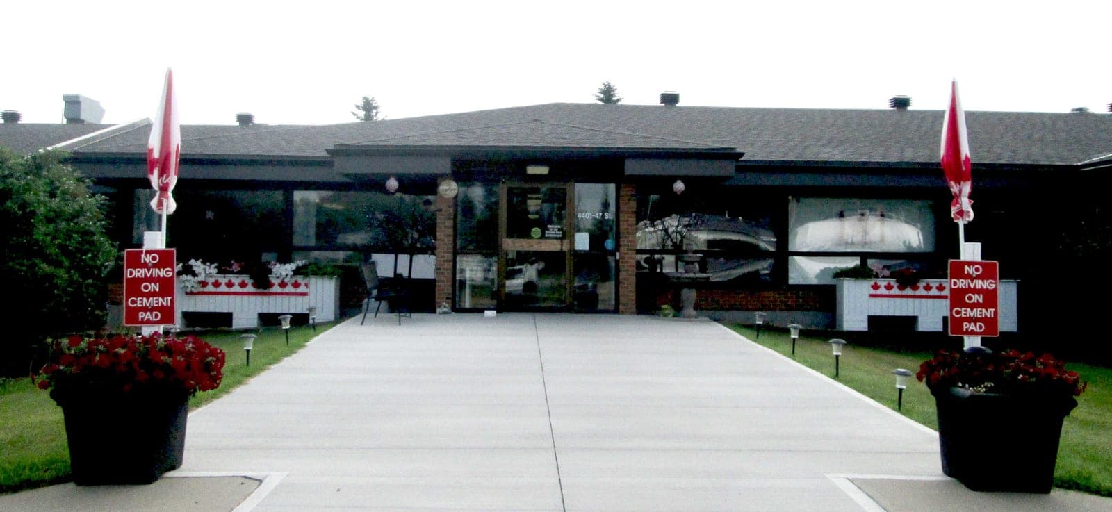 SeniorHome.ca - Big Knife Lodge