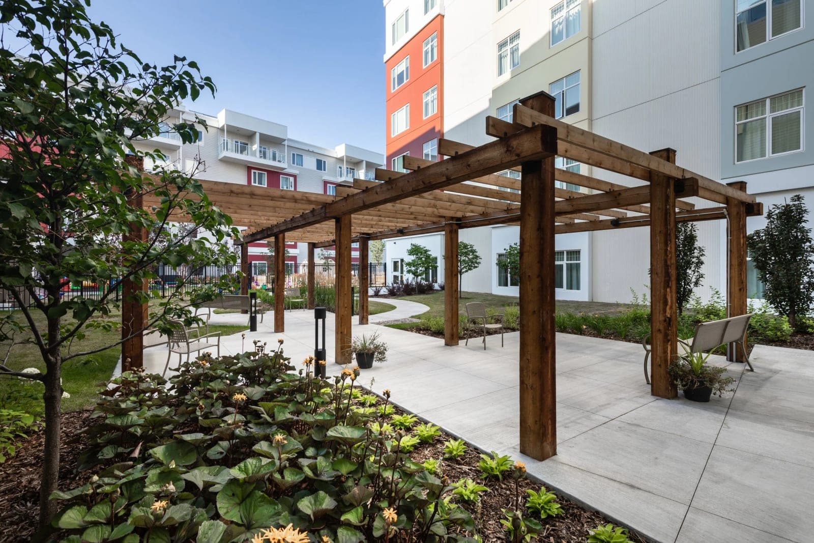 SeniorHome.ca - Taylor View Towers South