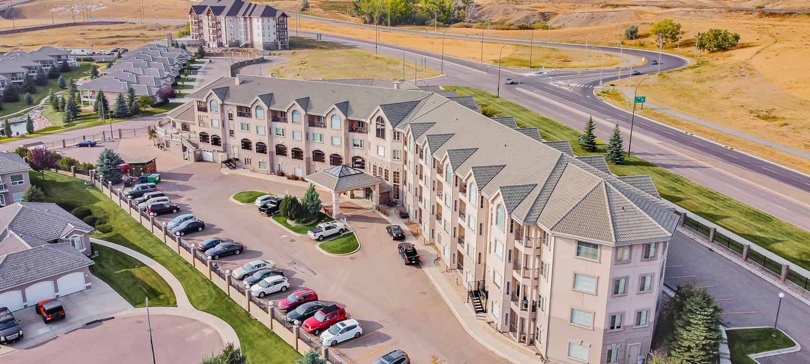 SeniorHome.ca - River Ridge Seniors Village