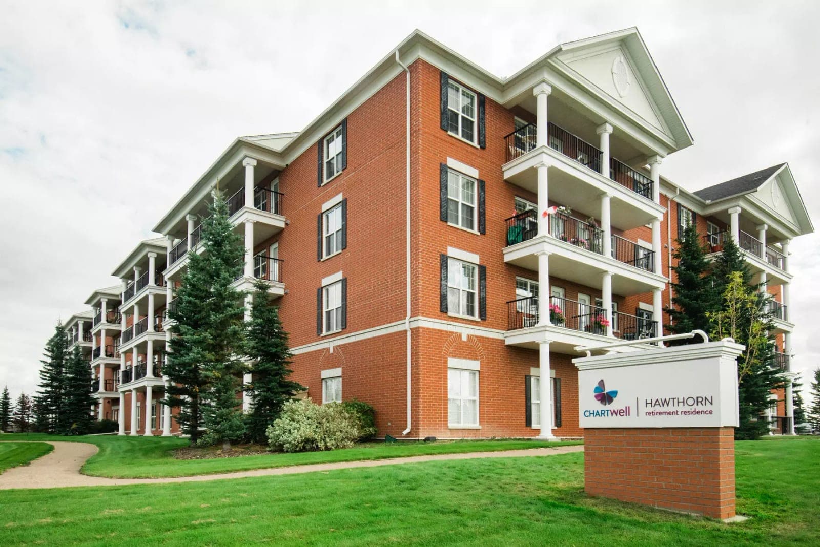 SeniorHome.ca - Chartwell Hawthorn