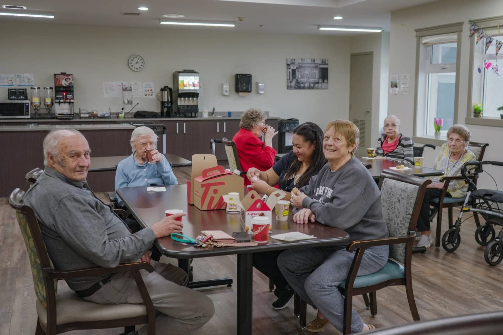 SeniorHome.ca - South Valley Residence