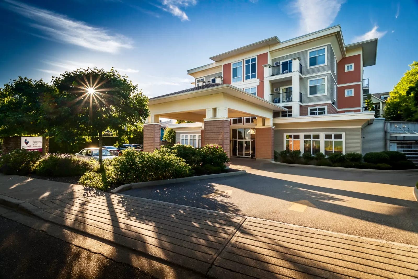 SeniorHome.ca - Carrington House