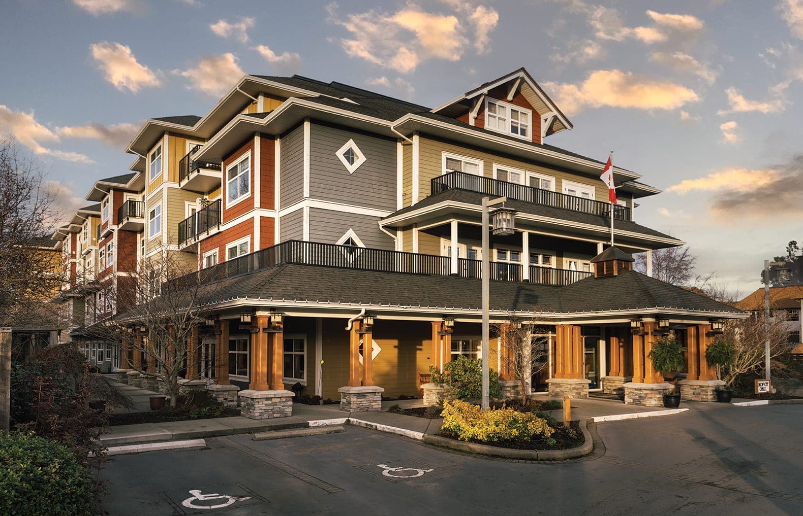 SeniorHome.ca - The Peninsula