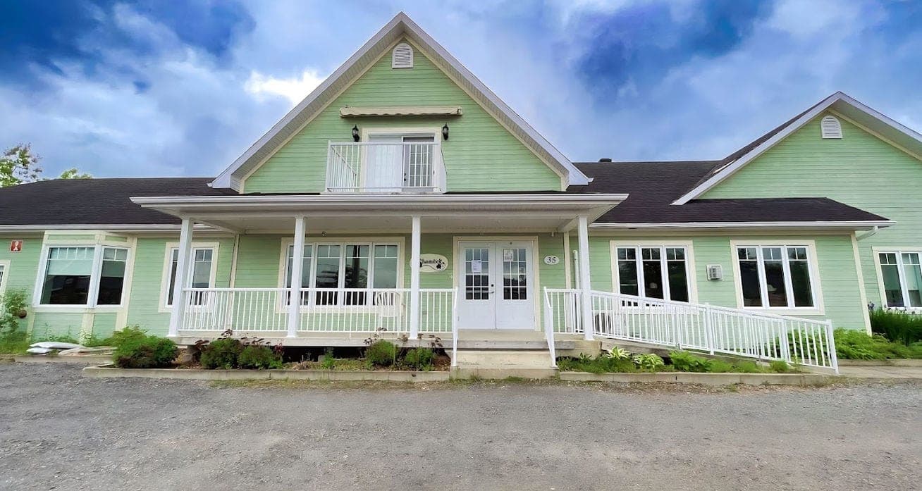 SeniorHome.ca - Villa le Shamrock