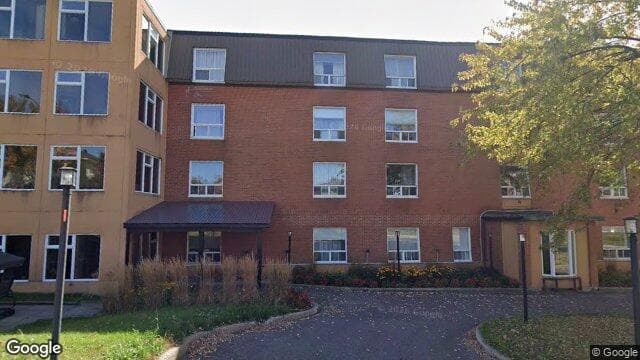 Les Jardins Charlesbourg (Google Street View)