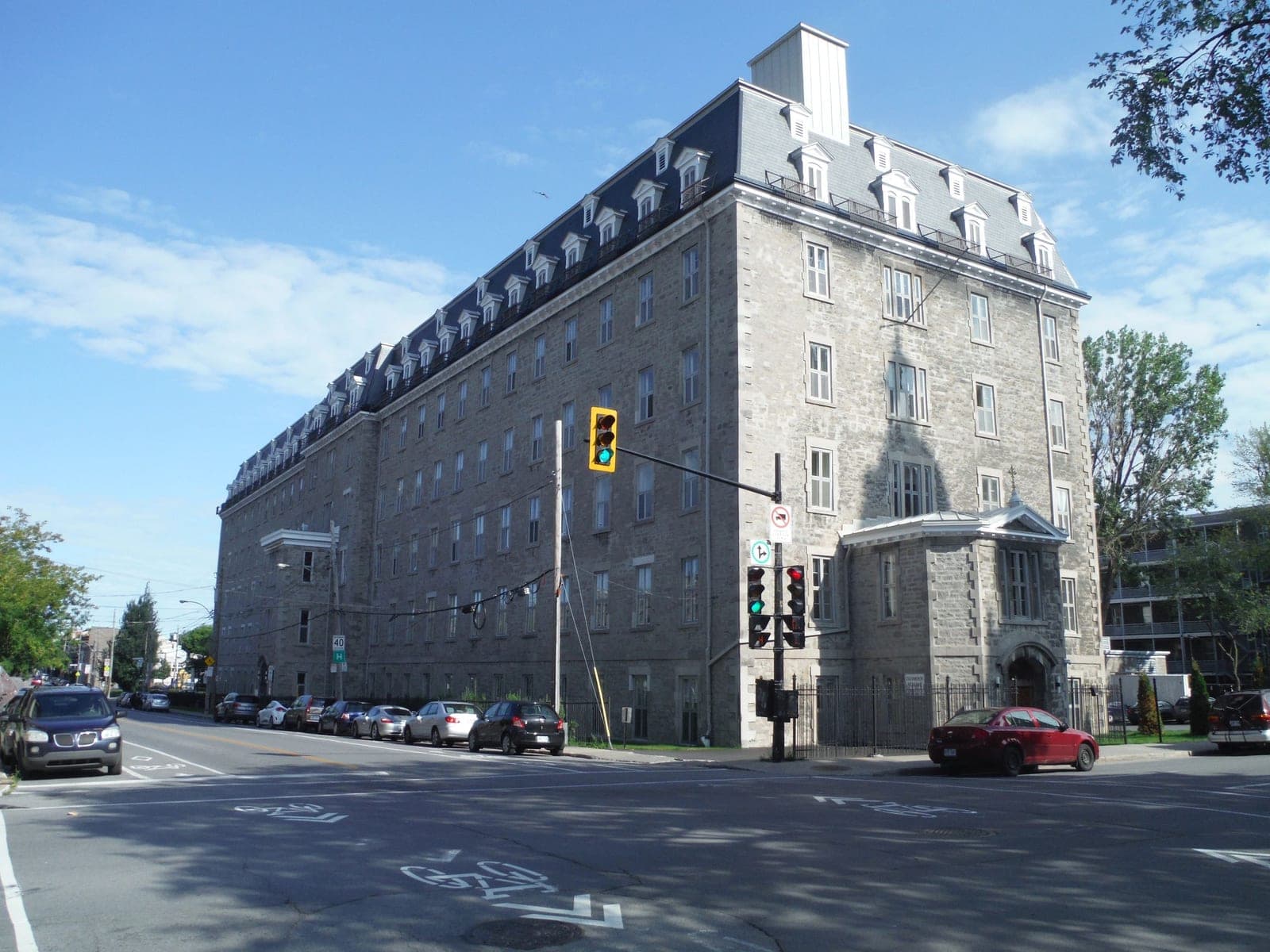 SeniorHome.ca - Habitat Fullum