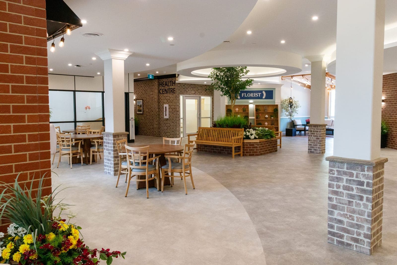 SeniorHome.ca - DePaul Hall Annex