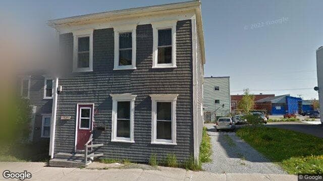 Metcalf Manor (Google Street View)