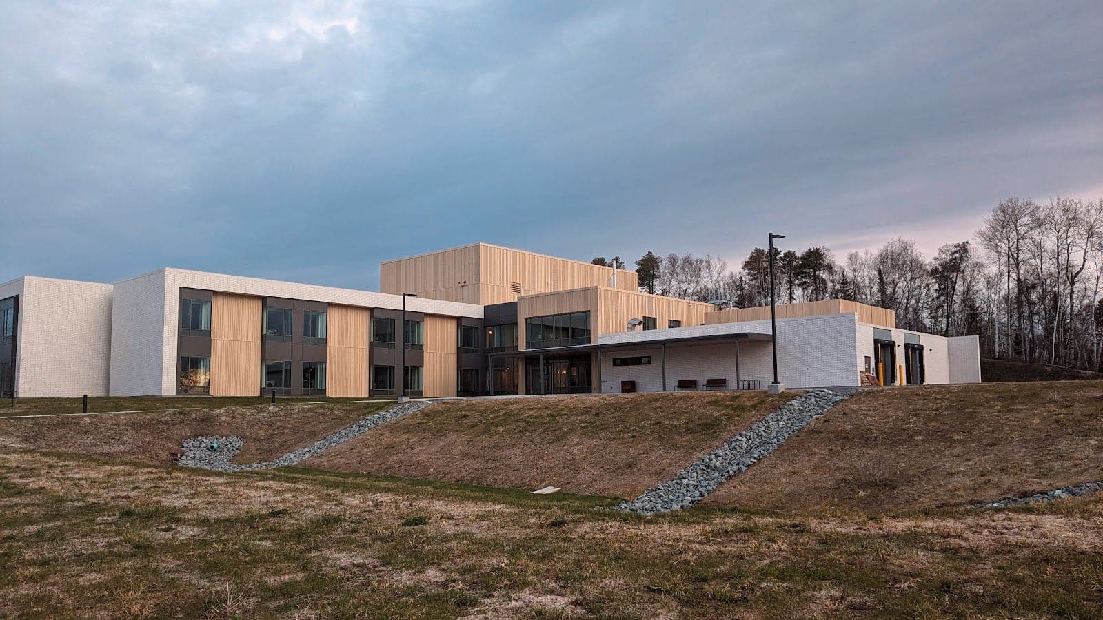 Maison des Aînés et Alternative de Val-D'Or (photo: monnom tulserapas, via Google)