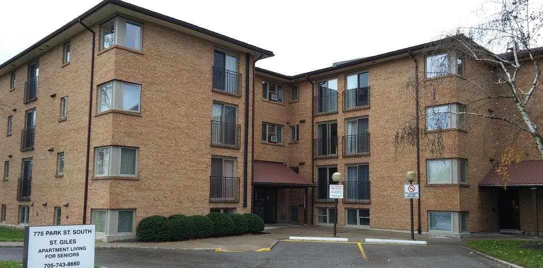 SeniorHome.ca - St. Giles Senior Citizens Residence