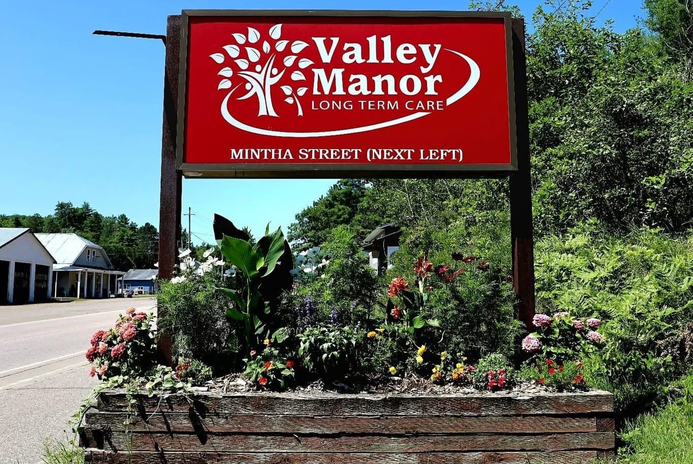 SeniorHome.ca - Valley Manor Nursing