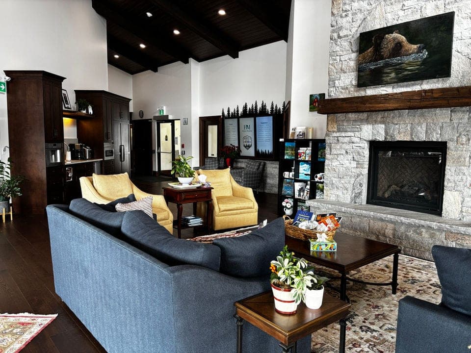 SeniorHome.ca - Andy's House
