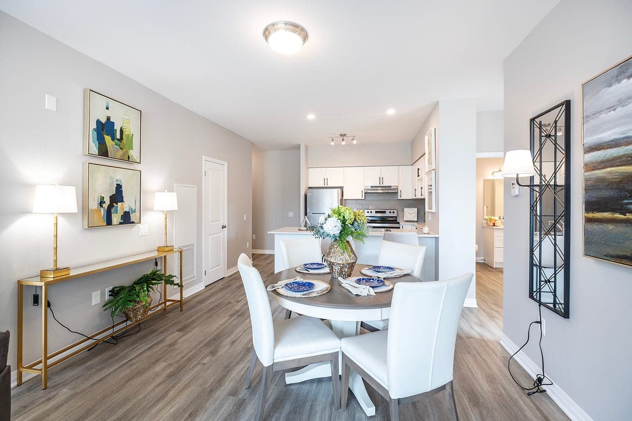 SeniorHome.ca - The Ashbrooke