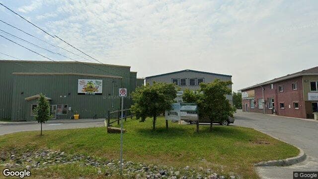 Universal Medical Centre (Google Street View)